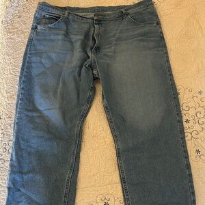 Men's Wrangler Blue Jeans